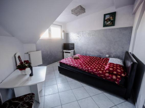 Hotels-widok Rynek - Centrum &parking -fak Vat * Kielce